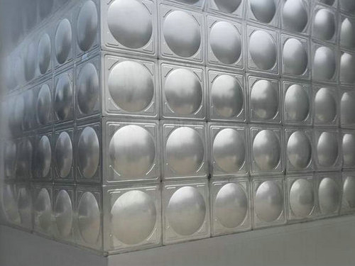 有哪些方法可以减少郑州保温水箱板材用量的计算误差？